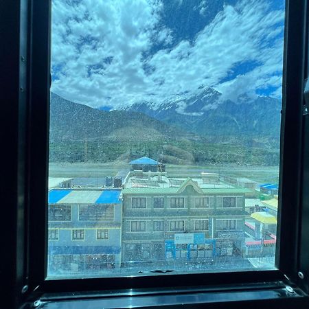 New Neeru Guest House ジョムソム エクステリア 写真
